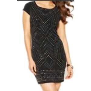 Thali Sodi Women’s Dress, gold and silver color metal
Accent, size Small